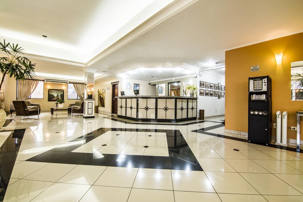 Jr Hotel Marília Exterior photo