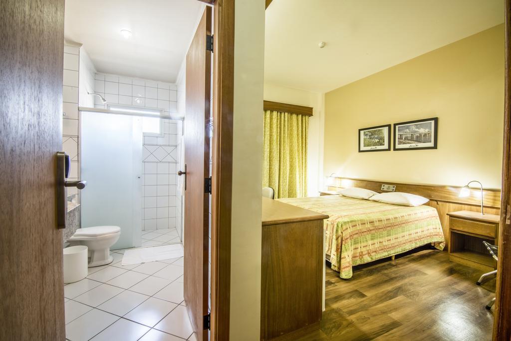 Jr Hotel Marília Exterior photo