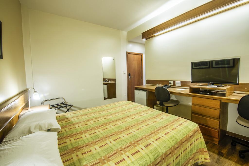 Jr Hotel Marília Exterior photo