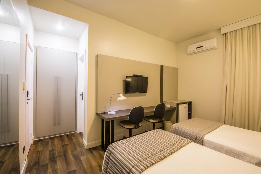 Jr Hotel Marília Exterior photo