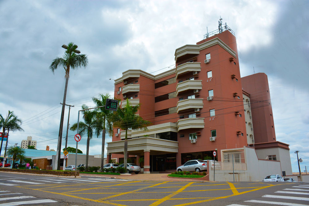 Jr Hotel Marília Exterior photo