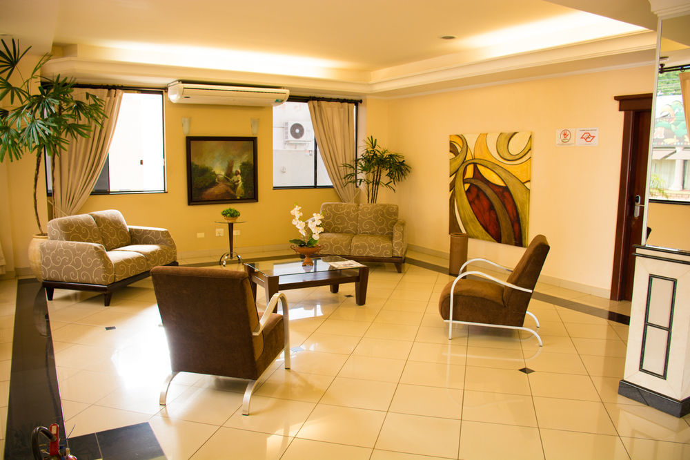 Jr Hotel Marília Exterior photo